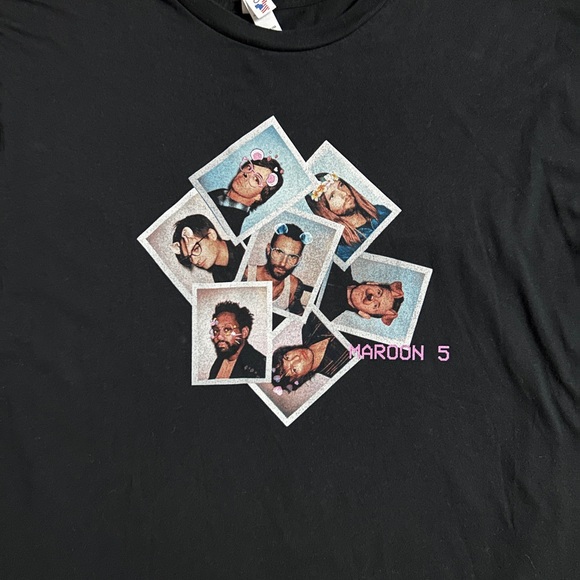 Maroon 5 • Red Pill Blues Tour • 2 X-Large • Black • Double Sided Concert Shirt - Picture 4 of 8